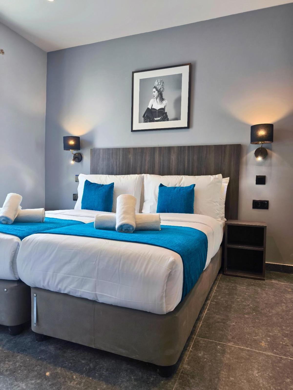 Spinola Hotel Saint Julian's Екстер'єр фото